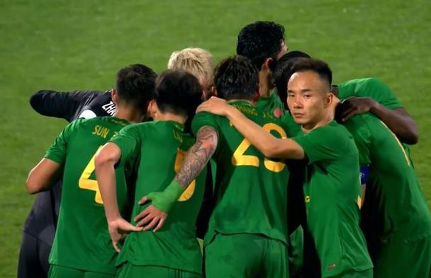 浙江绝平蓉城助力海港登顶,莱昂纳多:赛前我给浙江外援发了短信