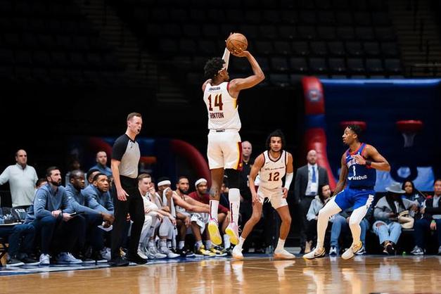 联盟各队双向合同空缺详情！7队有空缺 各还有一个名额！