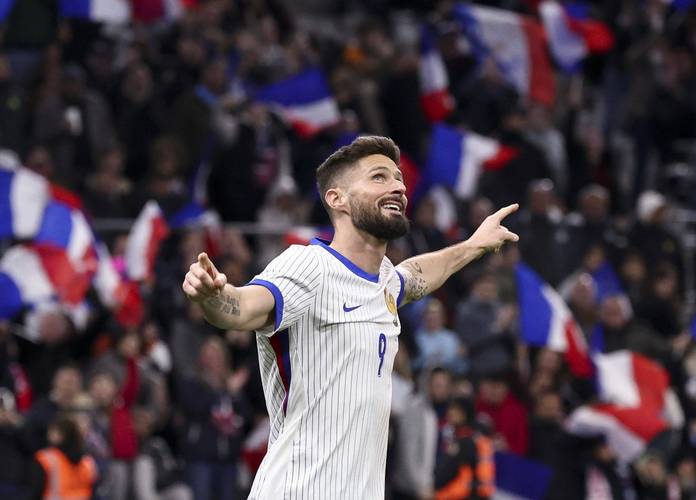 吉鲁：对阵罗马我给了里尔一些建议 受到意大利球迷欢迎我很自豪