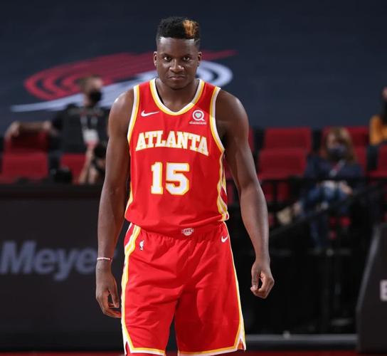 乌度卡:卡佩拉带来不同的中锋能力 我们能够继续发挥双塔的优势