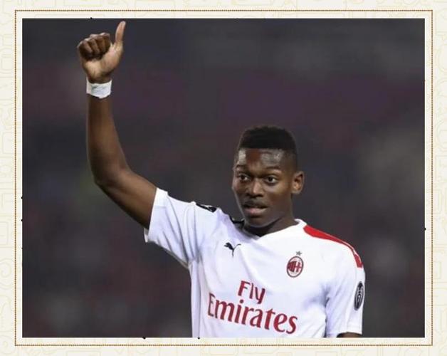 记者：对萨56和普利西奇的续约有信心，米兰明夏可能参与竞争莱万