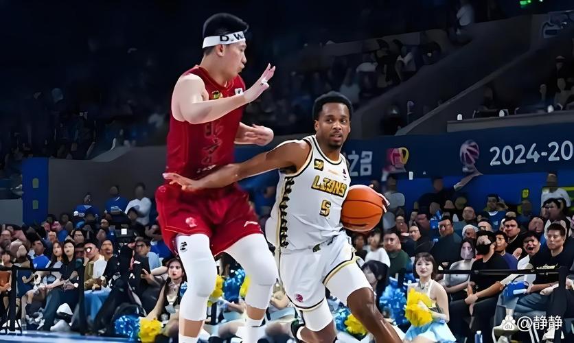 布朗：从体能储备身体对抗来看 今年训练营是我生涯最艰难一次