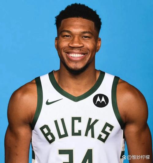 过去15年制造进攻犯规最多的球员TOP10！洛瑞断档第一！