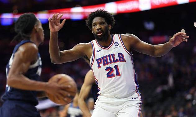 详细阅读:马克西:球迷喊MVP让我罚丢了一个球 不知道恩比德都是怎么应对的 马克西:球迷喊MVP让我罚丢了一个球 不知道恩比德都是怎么应对的