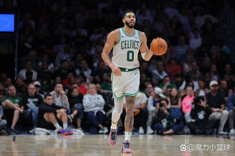 里夫斯第1&亚历山大第2！赛季至今仅有的7位罚球得分超50的球员！