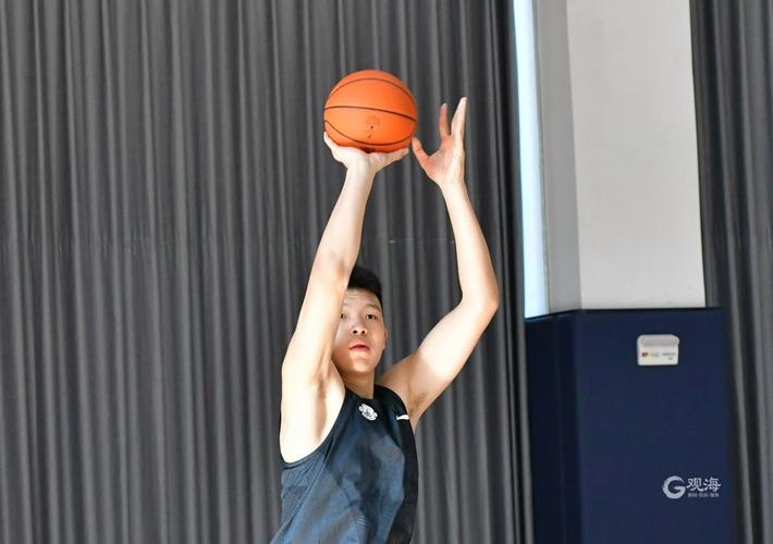 详细阅读:青岛国信海天青年军 | U15球感训练 活力满满⛹🏻♂️! 青岛国信海天青年军 | U15球感训练 活力满满⛹🏻♂️!