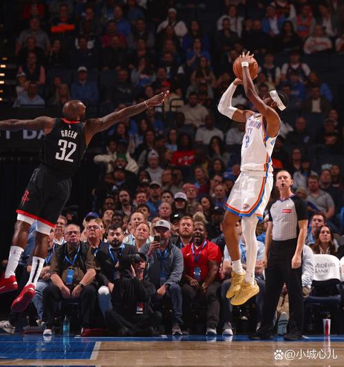 关键时刻没戏份！普理查德全场15投7中 拿到18分5篮板3助攻