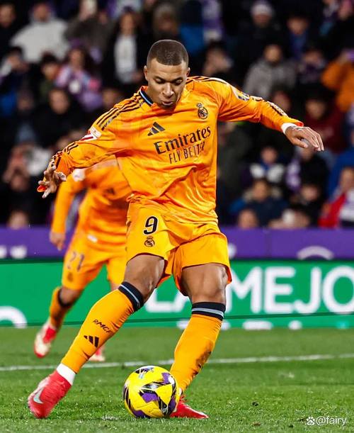 0-1客负利物浦！记者问皇马是否会变得更好，姆巴佩：是的，当然