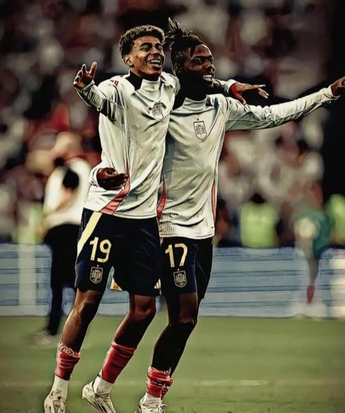 亚马尔：有很多关于我耻骨伤病和情绪低落的传闻，这些都是谣言